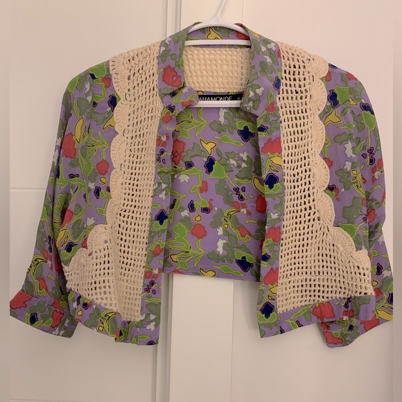 Baha Monde Tops - Bali boutique stunning silk bolero with crochet detail. S-M (Australian 10)